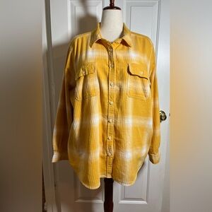 Universal Thread Honey Gold Plaid Women’s Shirt